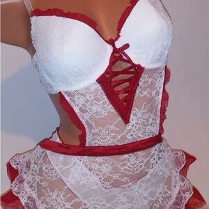 Victoria Secret Very Sexy Lightly Lined Lace Demi Apron Lingerie small